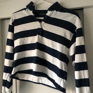 Brandy Melville polo long sleeve crop top